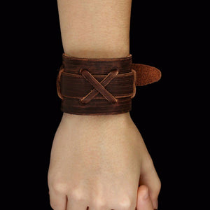 Leather Alloy Clasp Bracelet