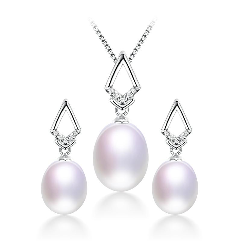 Classy Real Natural Freshwater Pearl Jewelry Set