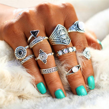 Leaf Stone Vintage Knuckle Statement Ring Set Verkadi.com