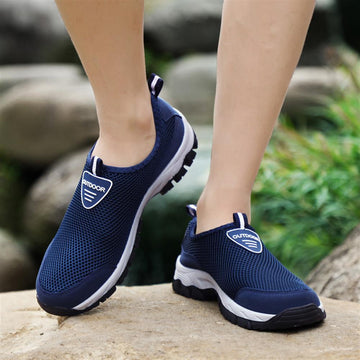 Men Street Style Hard-Wearing Casual Slip On Air Mesh Sneakers Verkadi.com