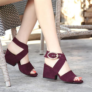 Cool Chunky Heel Buckle Strap Platform Sandals Shoes Verkadi.com