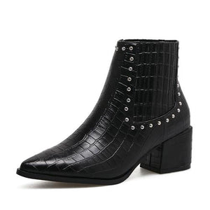 Riveted Chelsea Pointed Toe Ankle Boots Verkadi.com