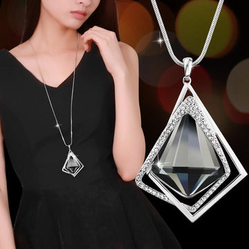 Classy Elegant Crystal Pendant Verkadi.com
