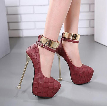 Elegant Metal Tagged Round Toe High Heels Pumps